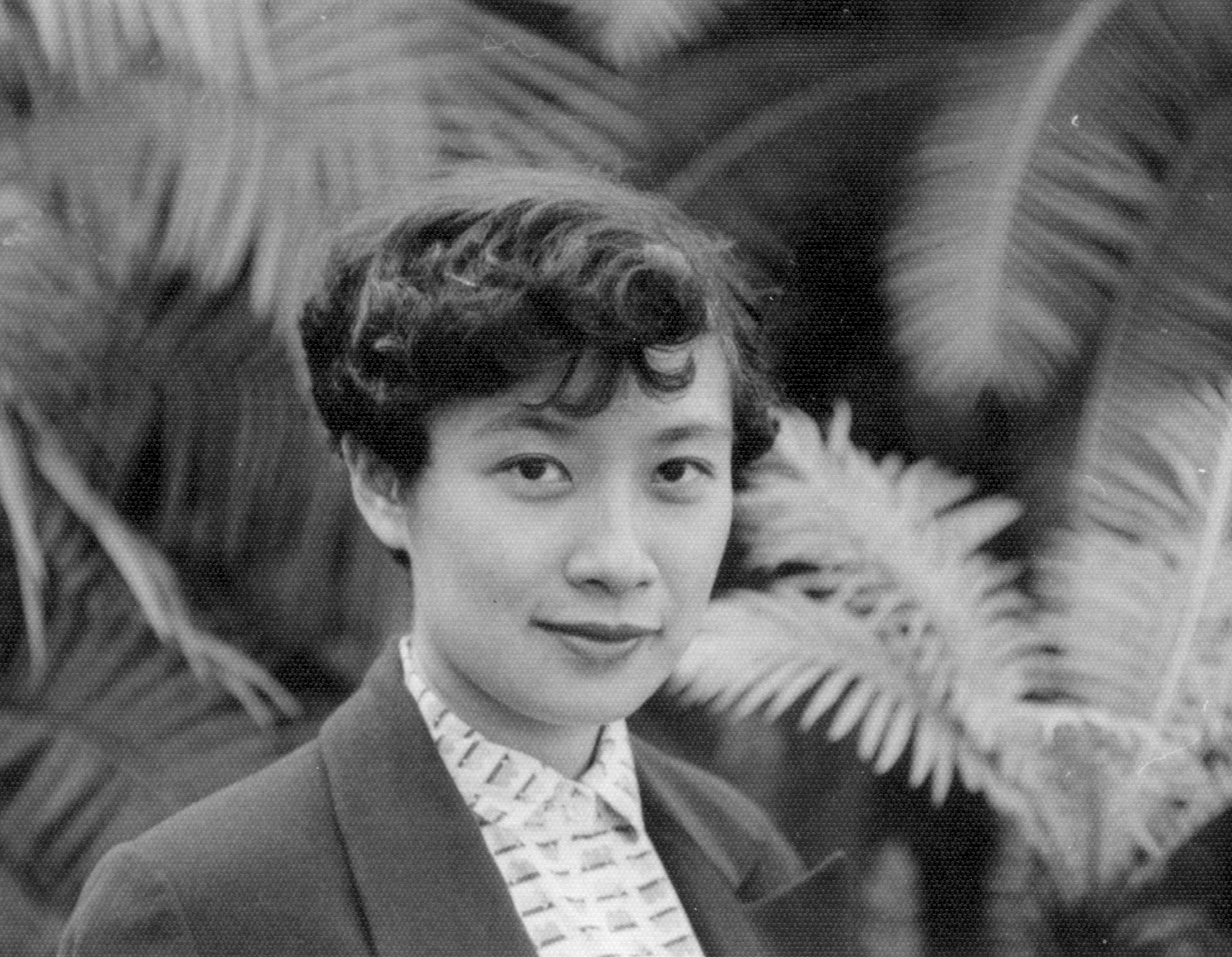 Anna Charr Kim, Lueolu Park, May 1988